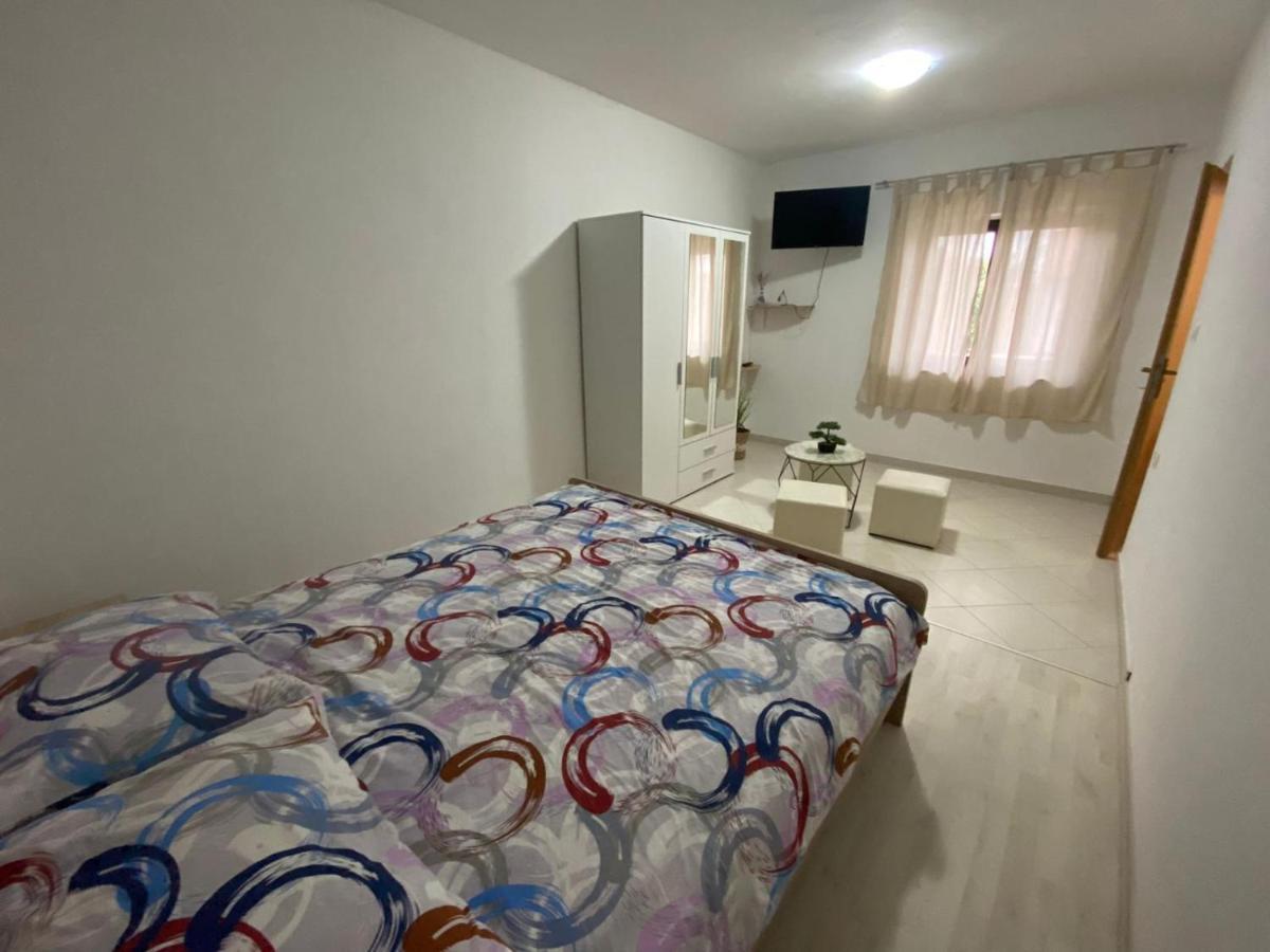 Apartman Nina Поседарье Екстериор снимка